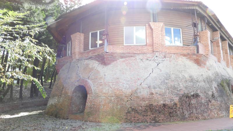 AA-1205181451276.jpg