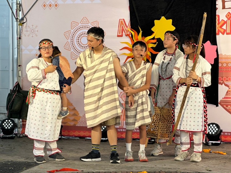 LINE_ALBUM_0728Mapolong_Kita部落一起原民日_魏嘉彥伴花蓮市族人共同慶賀_240729_1.jpg