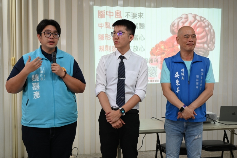 LINE_ALBUM_1130623_福氣站關心長輩健康_許晉譯醫師提供中風預防之道_240624_3.jpg